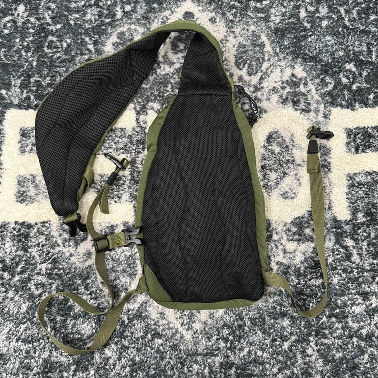 C.P. Company Nylon Bungee Sling Bag Grey - 10