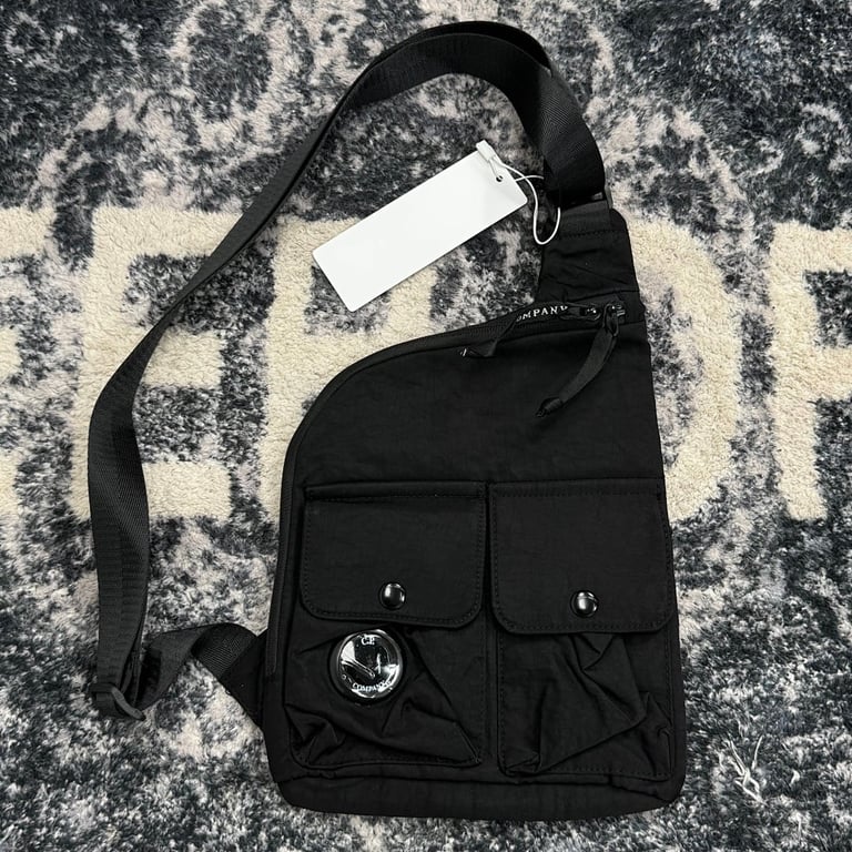 C.P. Company Lens Crossbody Bag - 11