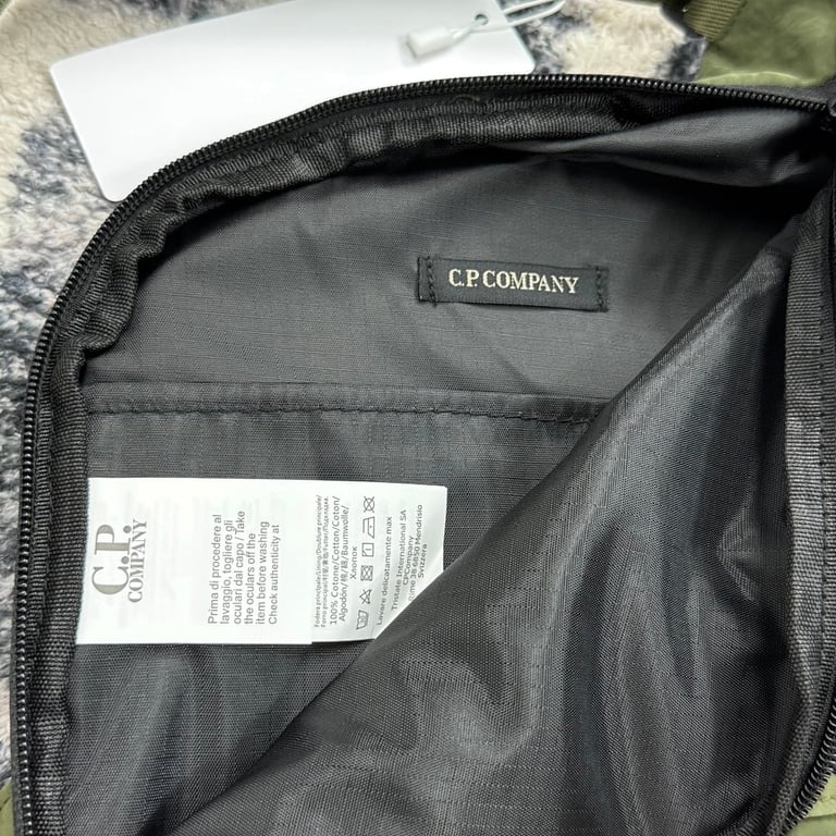 C.P. Company Lens Crossbody Bag - 13