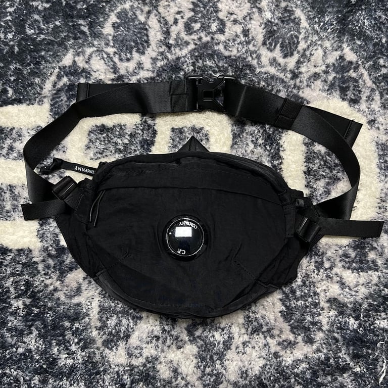 C.P. Company Lens Waist Bag - 11