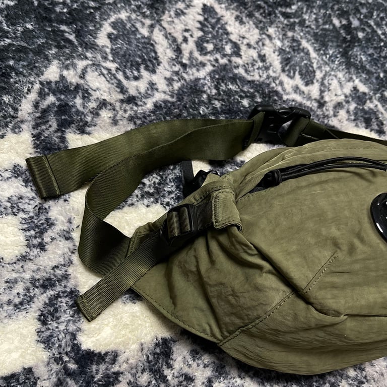 C.P. Company Lens Waist Bag - 5