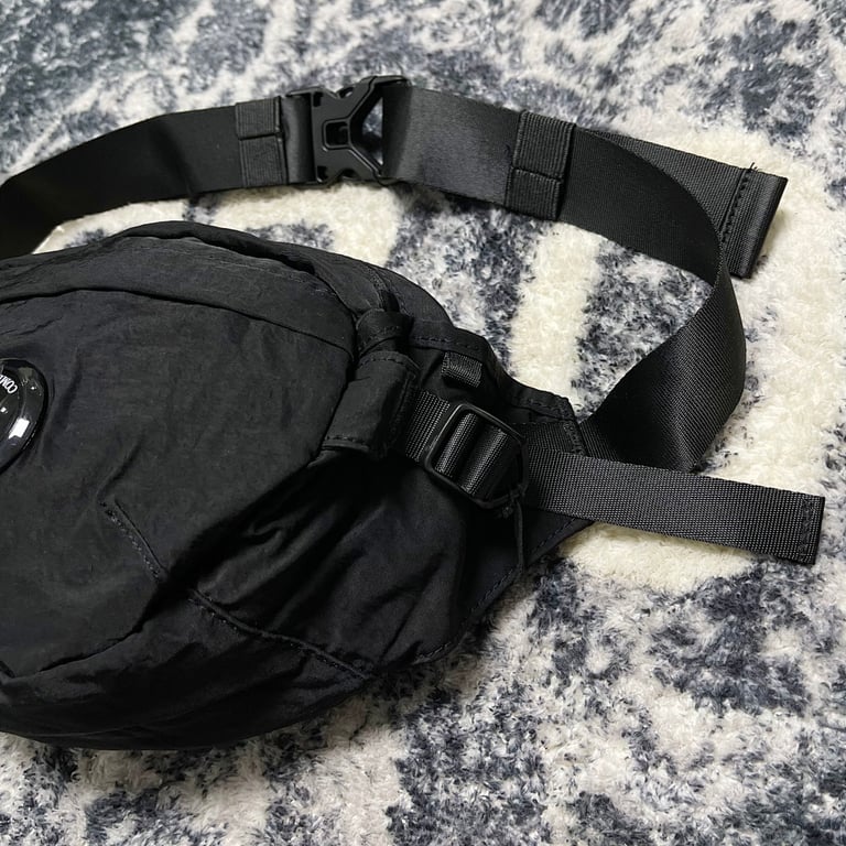 C.P. Company Lens Waist Bag - 9