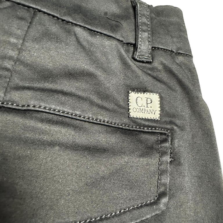 C.P. Company Loose Fit Cargo Pants - 37