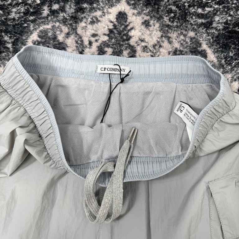 C.P. Company Nylon Lens Cargo Shorts - 31