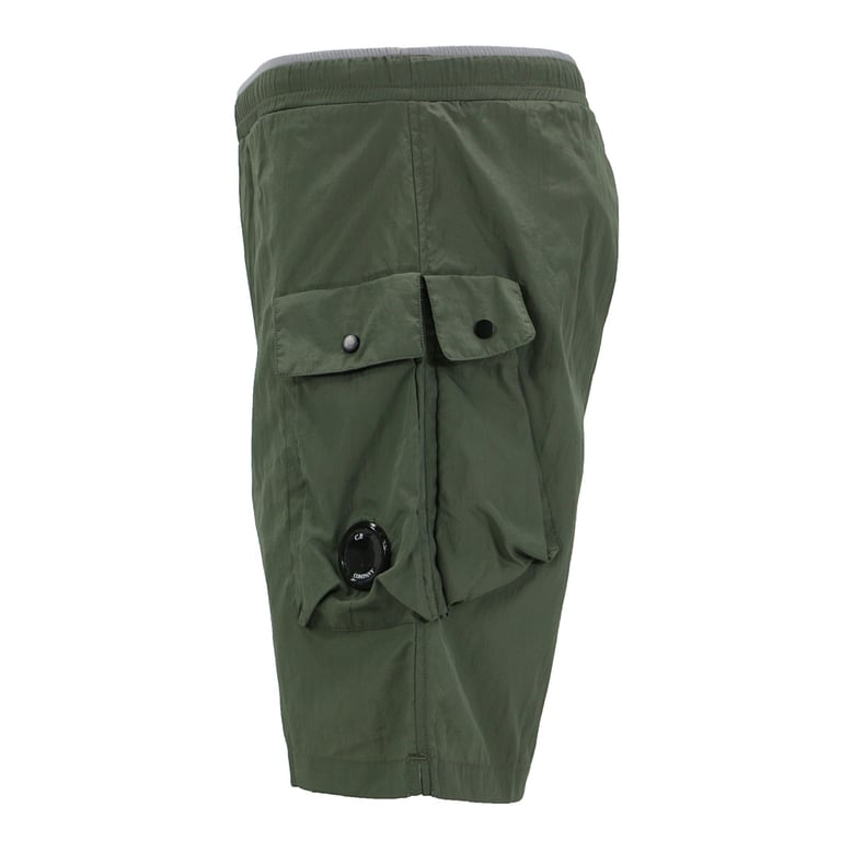 C.P. Company Nylon Lens Cargo Shorts - 8