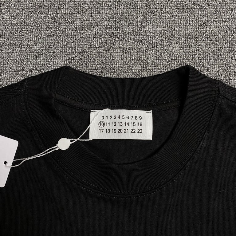 MM6 Maison Margiela Numeric Logo Long Sleeve T-shirt - 12