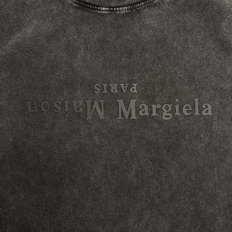 Maison Margiela Inverted Logo T-shirt - 11