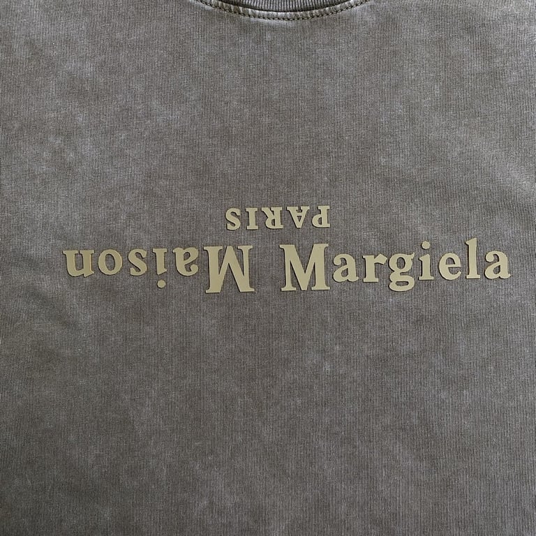 Maison Margiela Inverted Logo T-shirt - 22