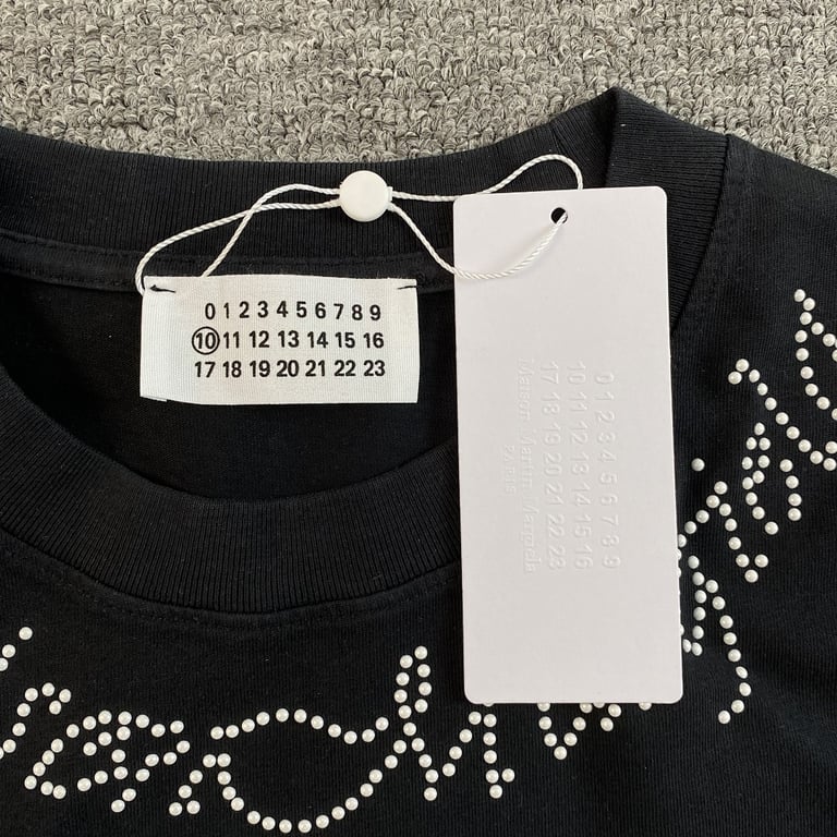 MM6 Maison Margiela Gradient Studded Logo Tee - 4