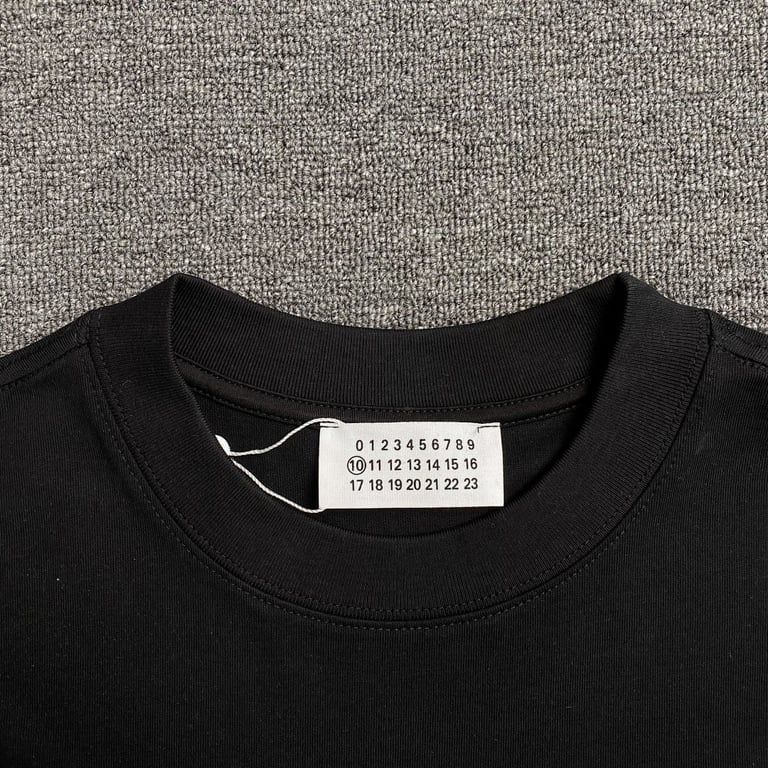 MM6 Maison Margiela Puppet 8-Ball T-shirt - 11