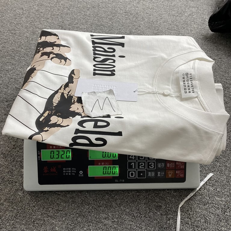 MM6 Maison Margiela Puppet 8-Ball T-shirt - 14