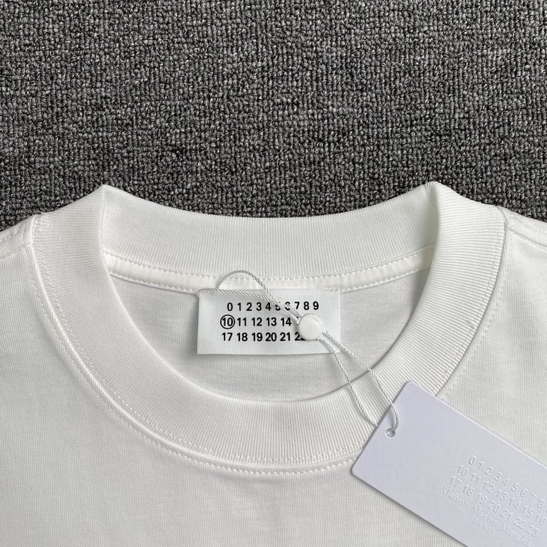 MM6 Maison Margiela Puppet 8-Ball T-shirt - 6