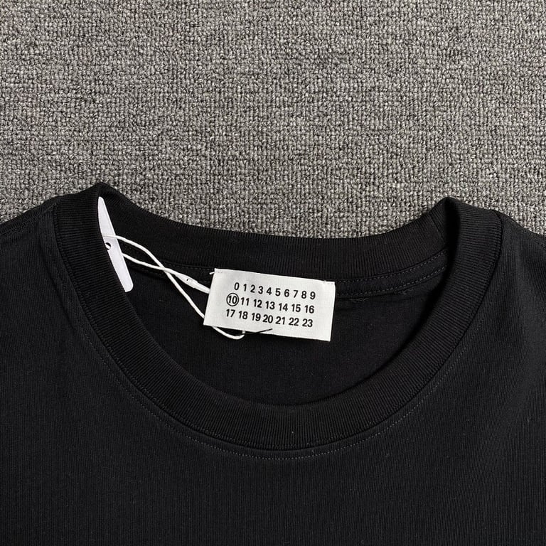 Maison Margiela MM6 Graphic T-shirt - 15