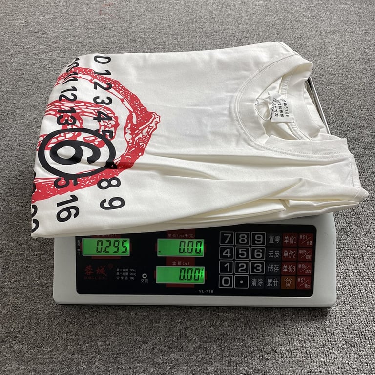 Maison Margiela MM6 Graphic T-shirt - 18
