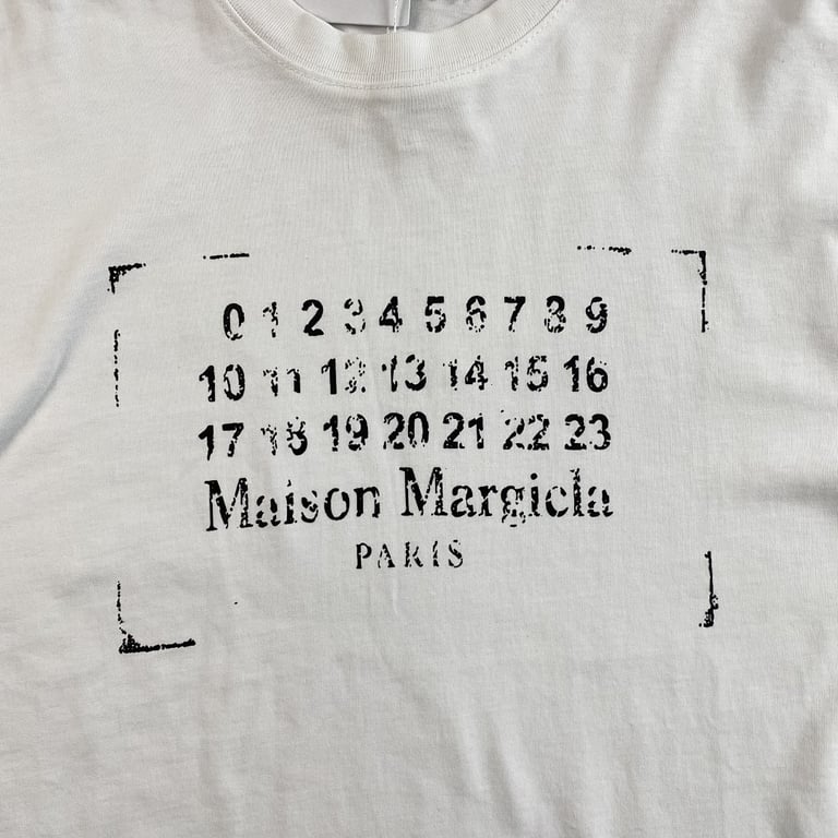 Maison Margiela Distressed Numeric Logo T-shirt - 19