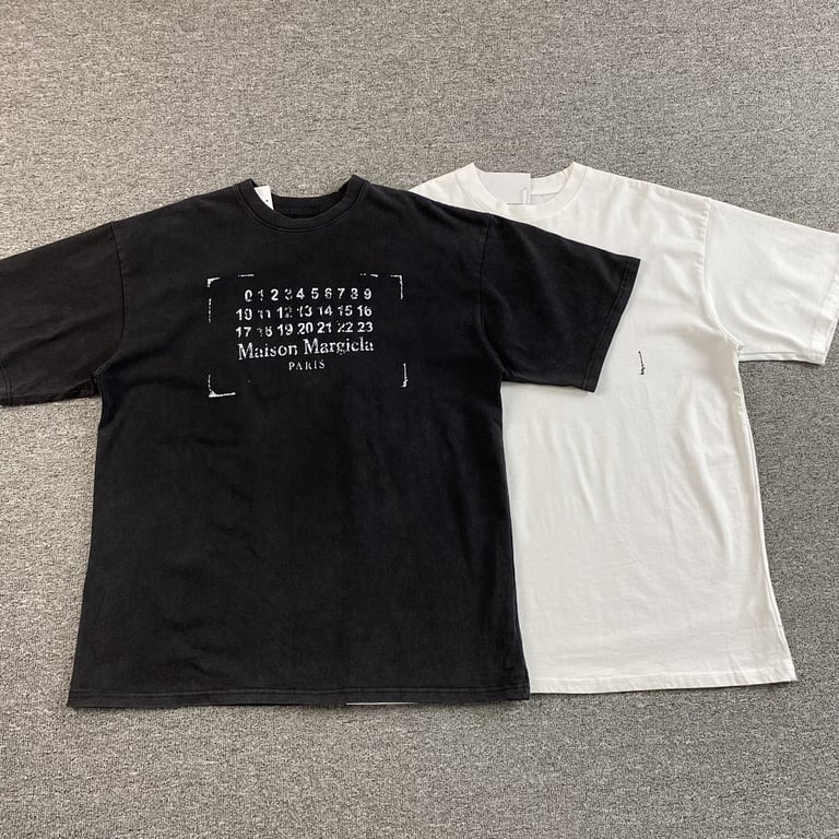 Maison Margiela Distressed Numeric Logo T-shirt - 8