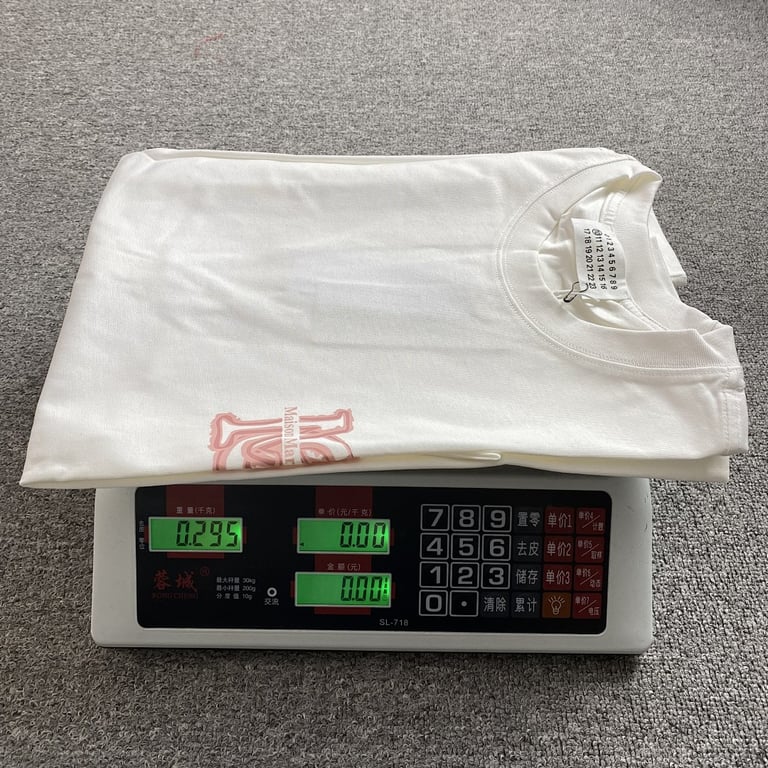 MM6 Maison Margiela Graphic T-shirt - 19