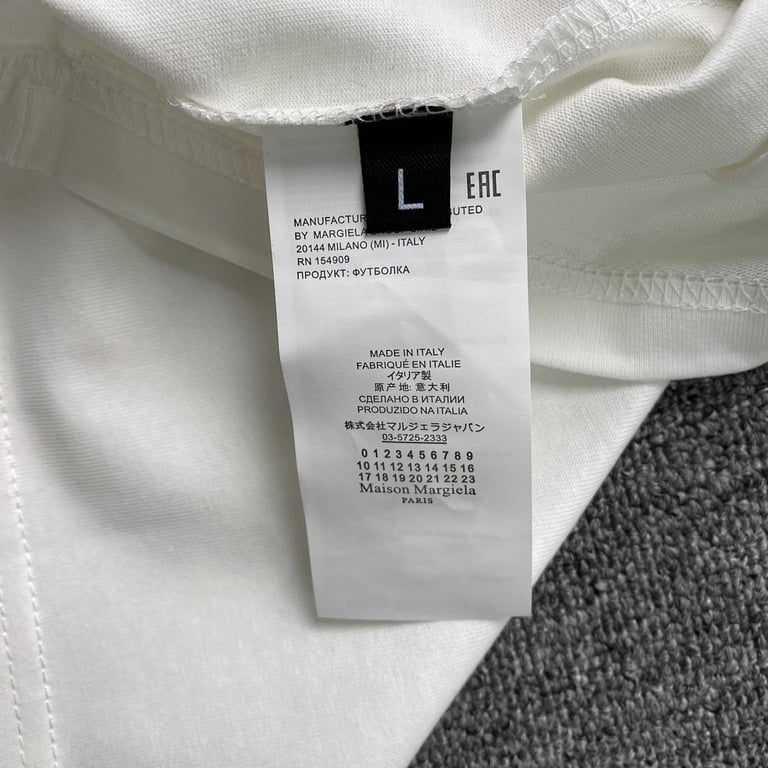 MM6 Maison Margiela Graphic T-shirt - 8