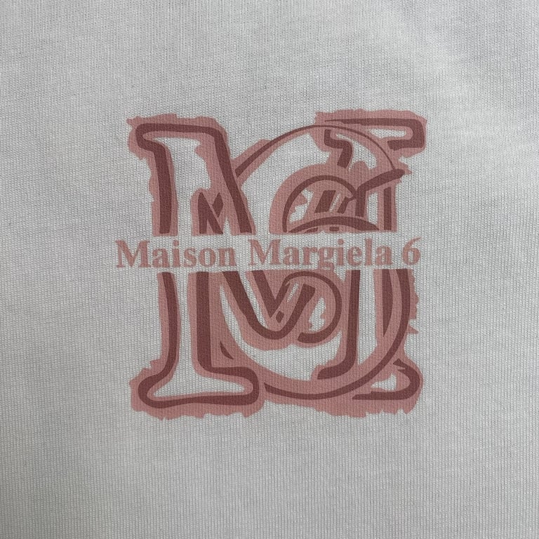 MM6 Maison Margiela Graphic T-shirt - 10