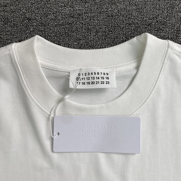 MM6 Maison Margiela Numeric Logo T-shirt - 6