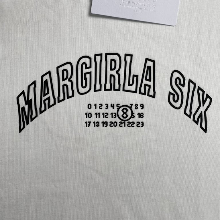 MM6 Maison Margiela Margiela Six T-shirt - 6