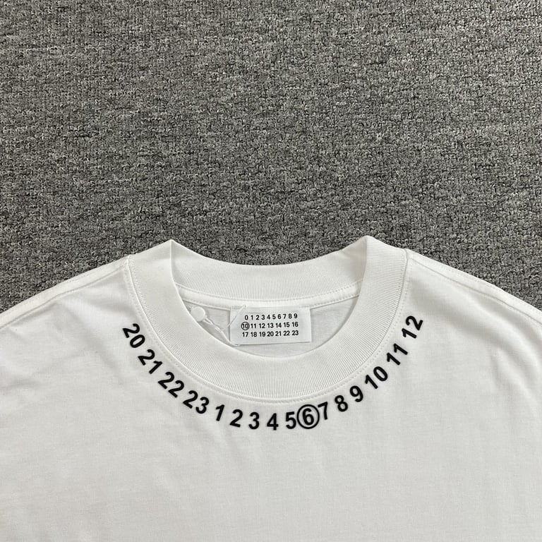 MM6 Maison Margiela Numeric Logo T-shirt - 12