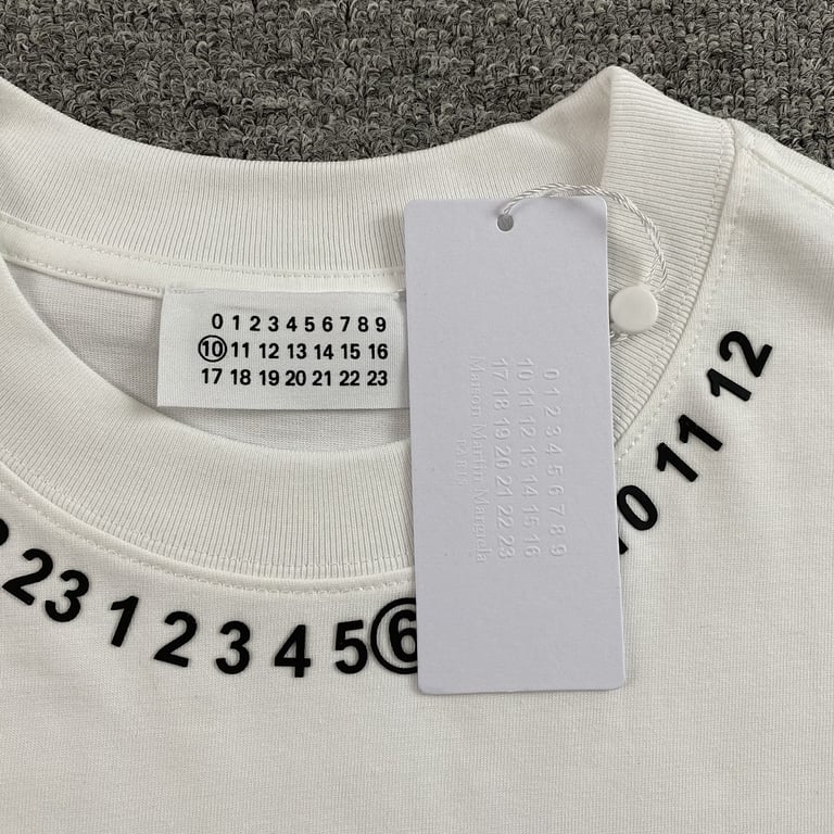 MM6 Maison Margiela Numeric Logo T-shirt - 9