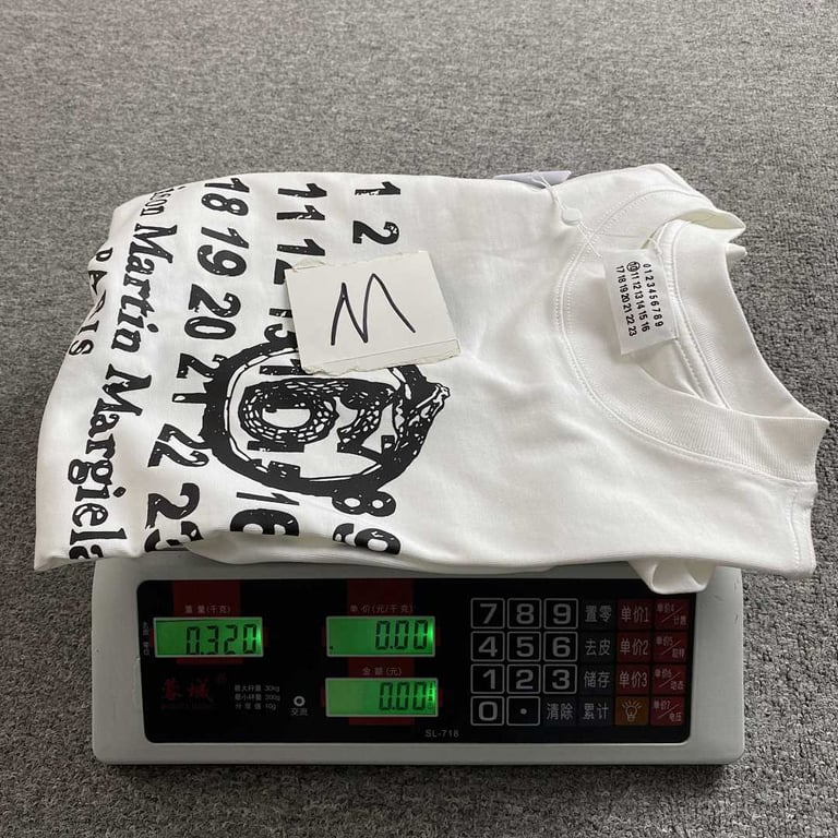 MM6 Maison Margiela Numeric Logo T-shirt - 18