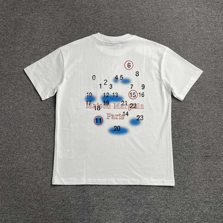 MM6 Maison Margiela Graphic T-shirt - 10