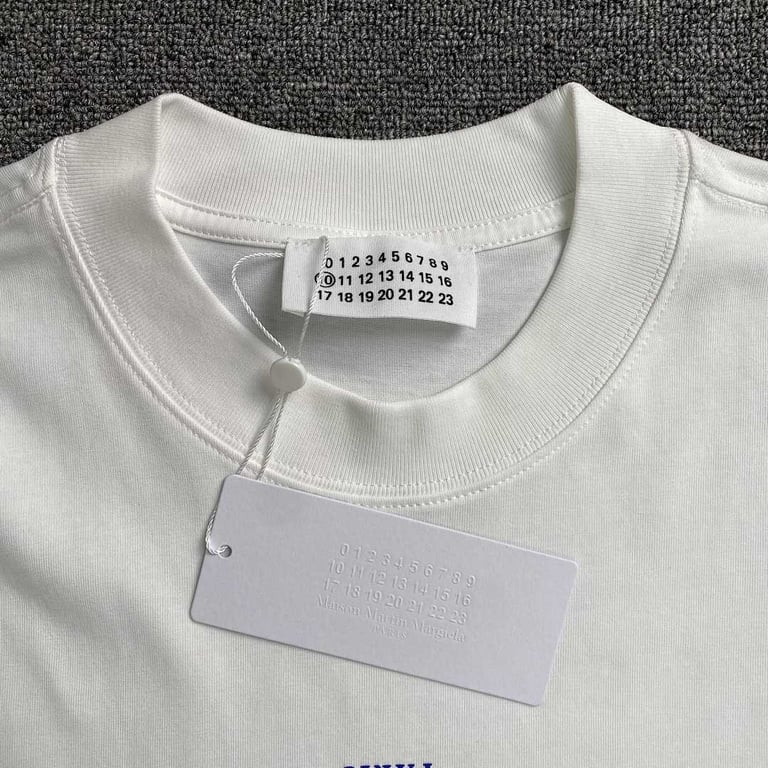 MM6 Maison Margiela Upside Down Logo Long Sleeve - 7