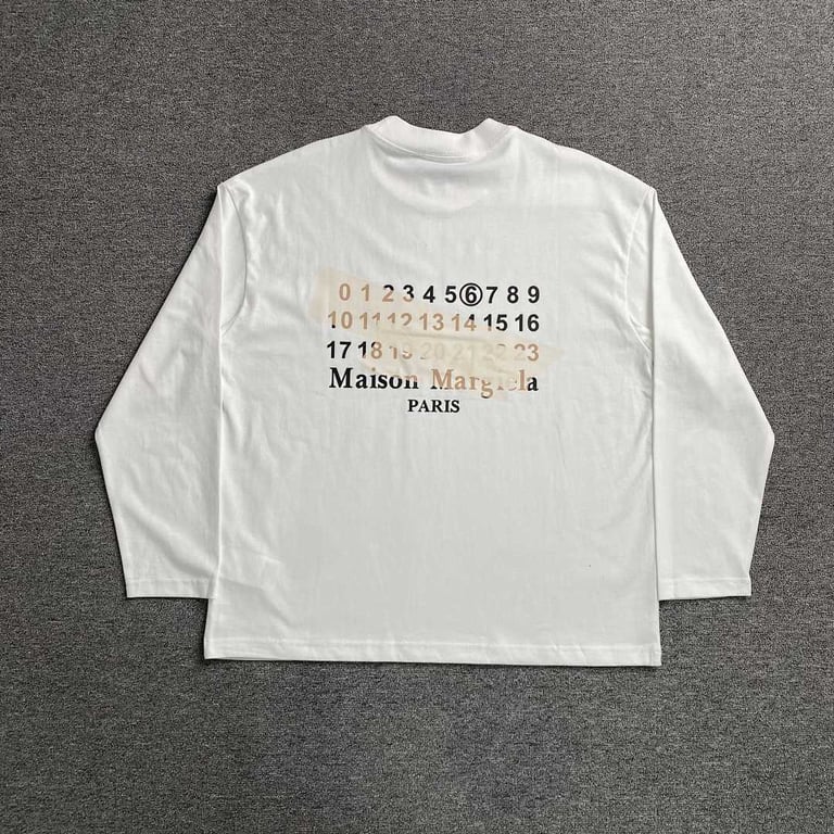 MM6 Maison Margiela Numeric Logo Long Sleeve T-shirt - 15