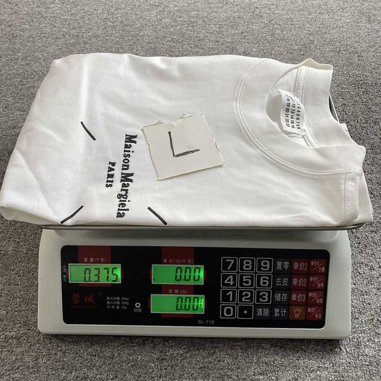 MM6 Maison Margiela Numeric Logo Long Sleeve T-shirt - 16