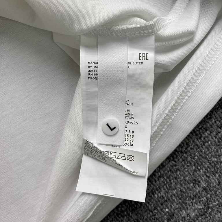 MM6 Maison Margiela Numeric Logo Long Sleeve T-shirt - 10