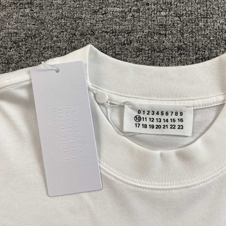MM6 Maison Margiela Numeric Graphic Longsleeve T-shirt - 9