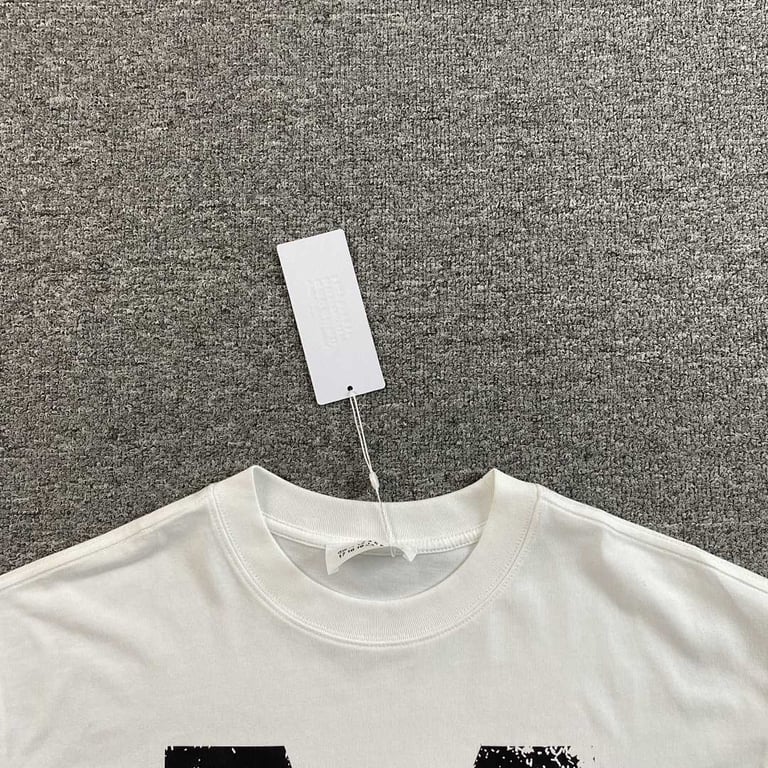 MM6 Maison Margiela Distressed M Logo T-shirt - 12