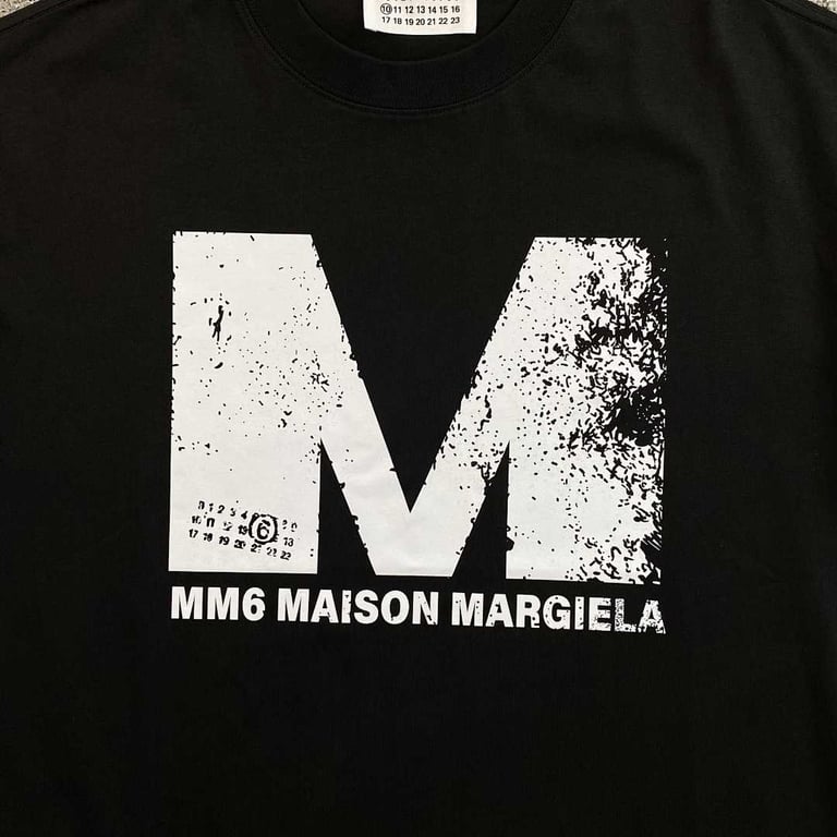 MM6 Maison Margiela Distressed M Logo T-shirt - 5