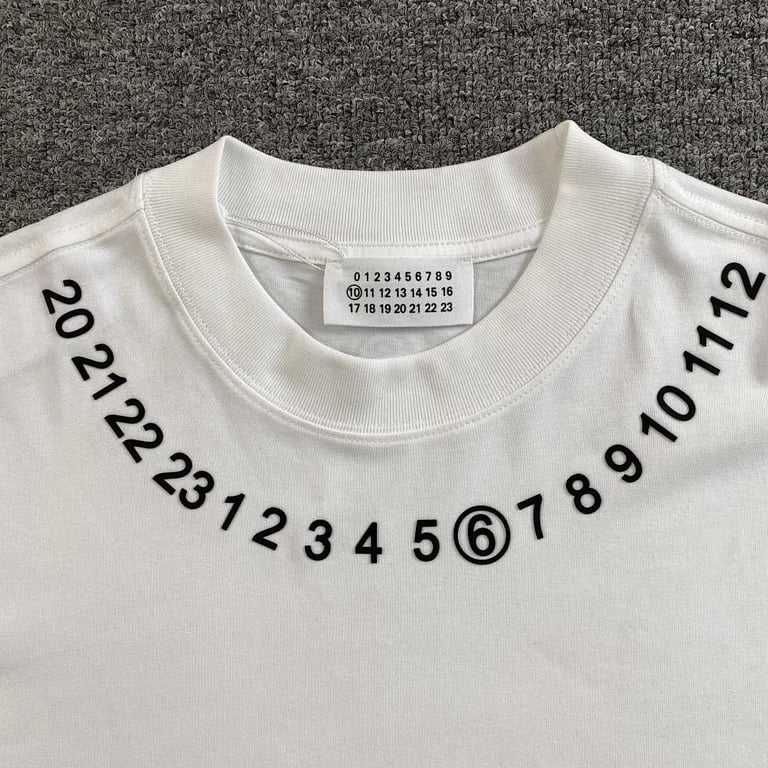 MM6 Maison Margiela Numeric Logo Long Sleeve T-shirt - 14