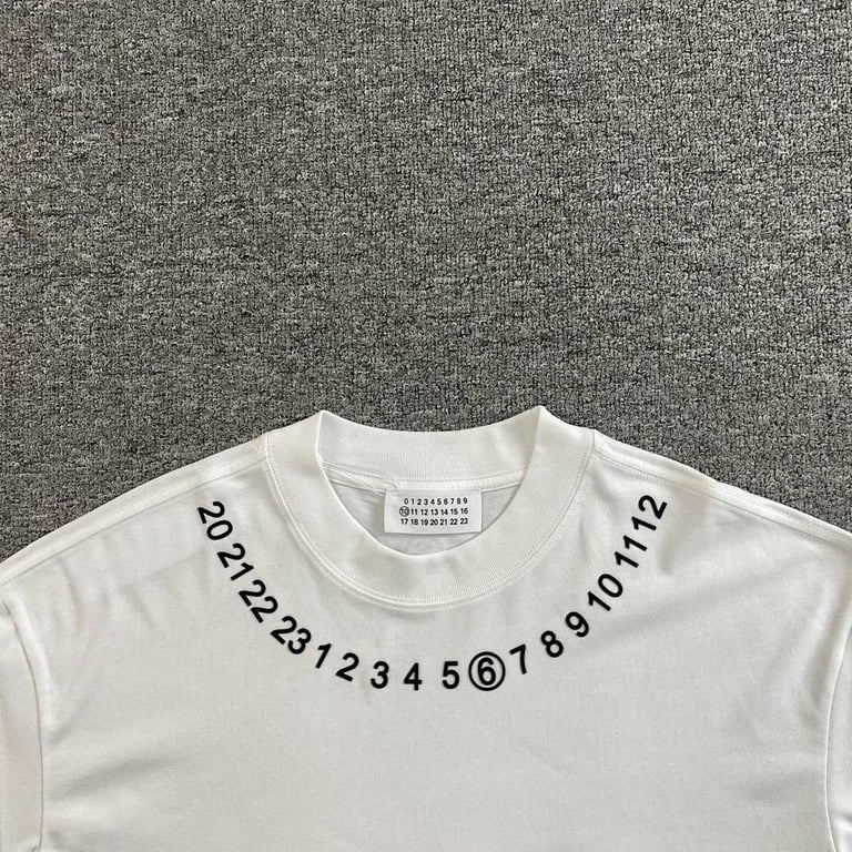 MM6 Maison Margiela Numeric Logo Long Sleeve T-shirt - 15