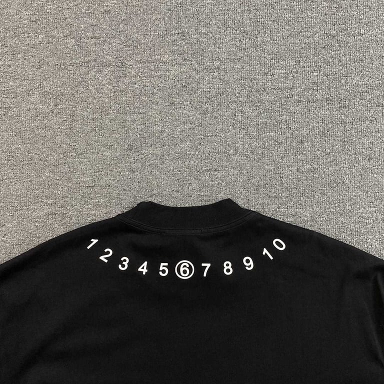 MM6 Maison Margiela Numeric Logo Long Sleeve T-shirt - 6