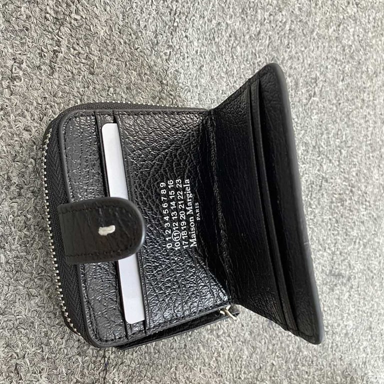 Maison Margiela MM6 Compact Stitch Wallet Black - 4