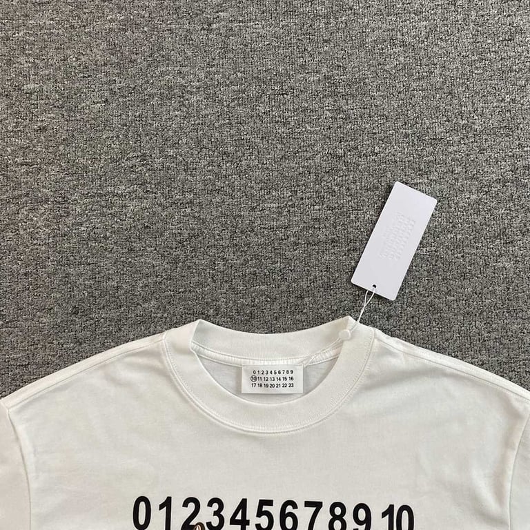 MM6 Maison Margiela Numeric Graphic T-shirt - 12