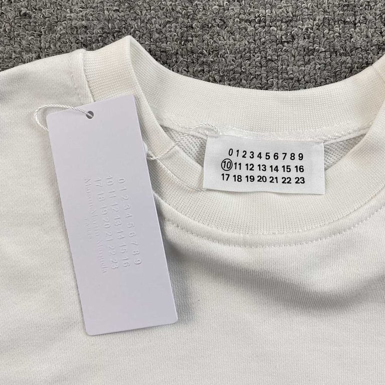 MM6 Maison Margiela Numeric Logo Crewneck Black - 11