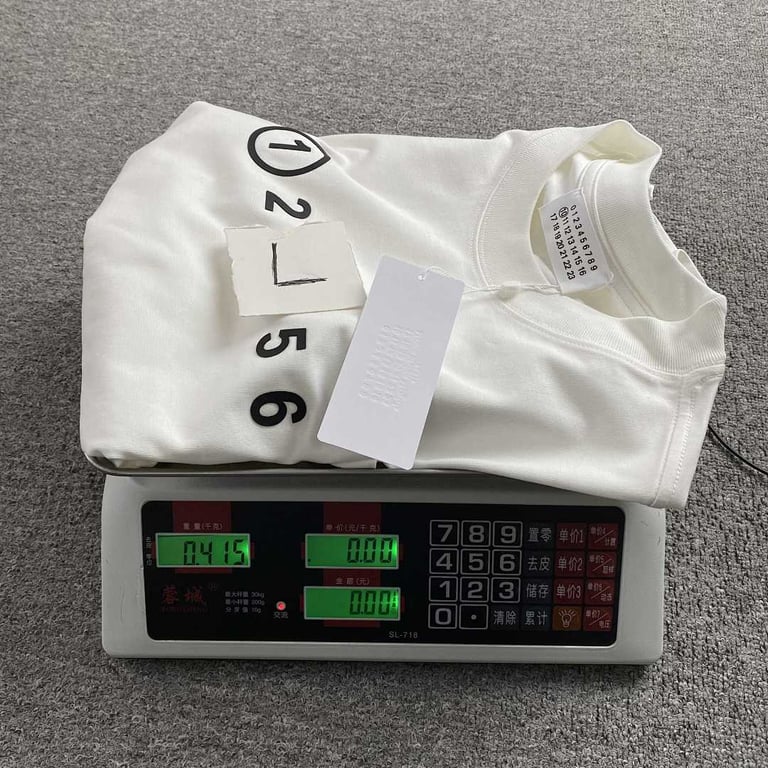 MM6 Maison Margiela Numeric Logo Long Sleeve T-shirt - 17