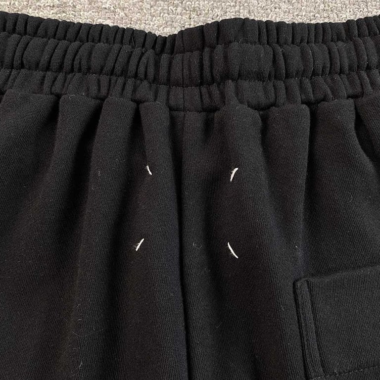 MM6 Maison Margiela Logo Shorts - 11