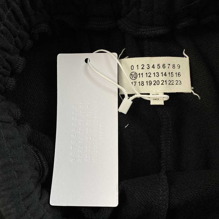 MM6 Maison Margiela Logo Shorts - 14