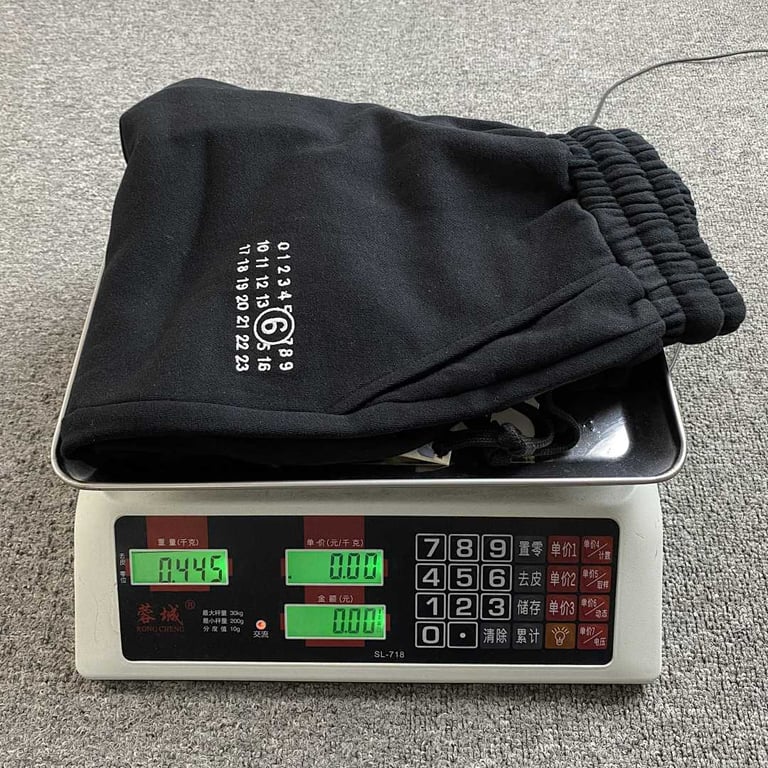 MM6 Maison Margiela Logo Shorts - 20