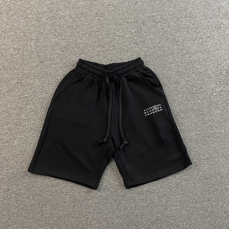 MM6 Maison Margiela Logo Shorts - 9
