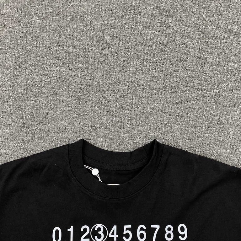 MM6 Maison Margiela Numeric Logo T-shirt - 6