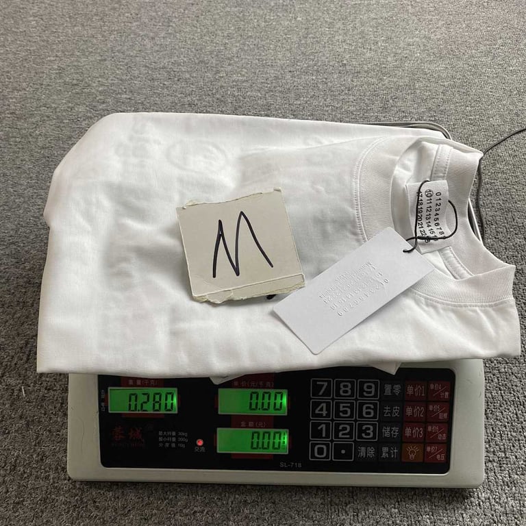 MM6 Maison Margiela Numeric Logo T-shirt - 16