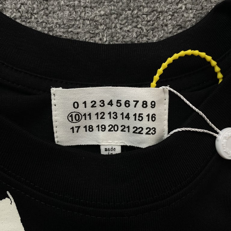 Maison Margiela MM6 Lanyard Graphic T-shirt - 6
